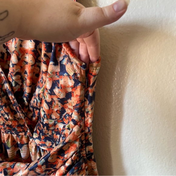 Eshakti | Printed Drape Front Maxi Dress - Picture 5 of 8